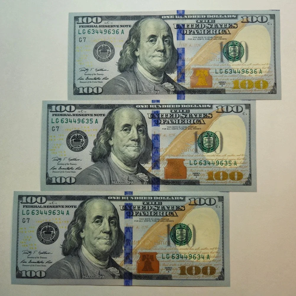Uncirculated 100 USD Shipped within Hard Protective Sleeve - Series 2009A (B160)